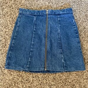 Classic Blue Denim Jacket with Zipper